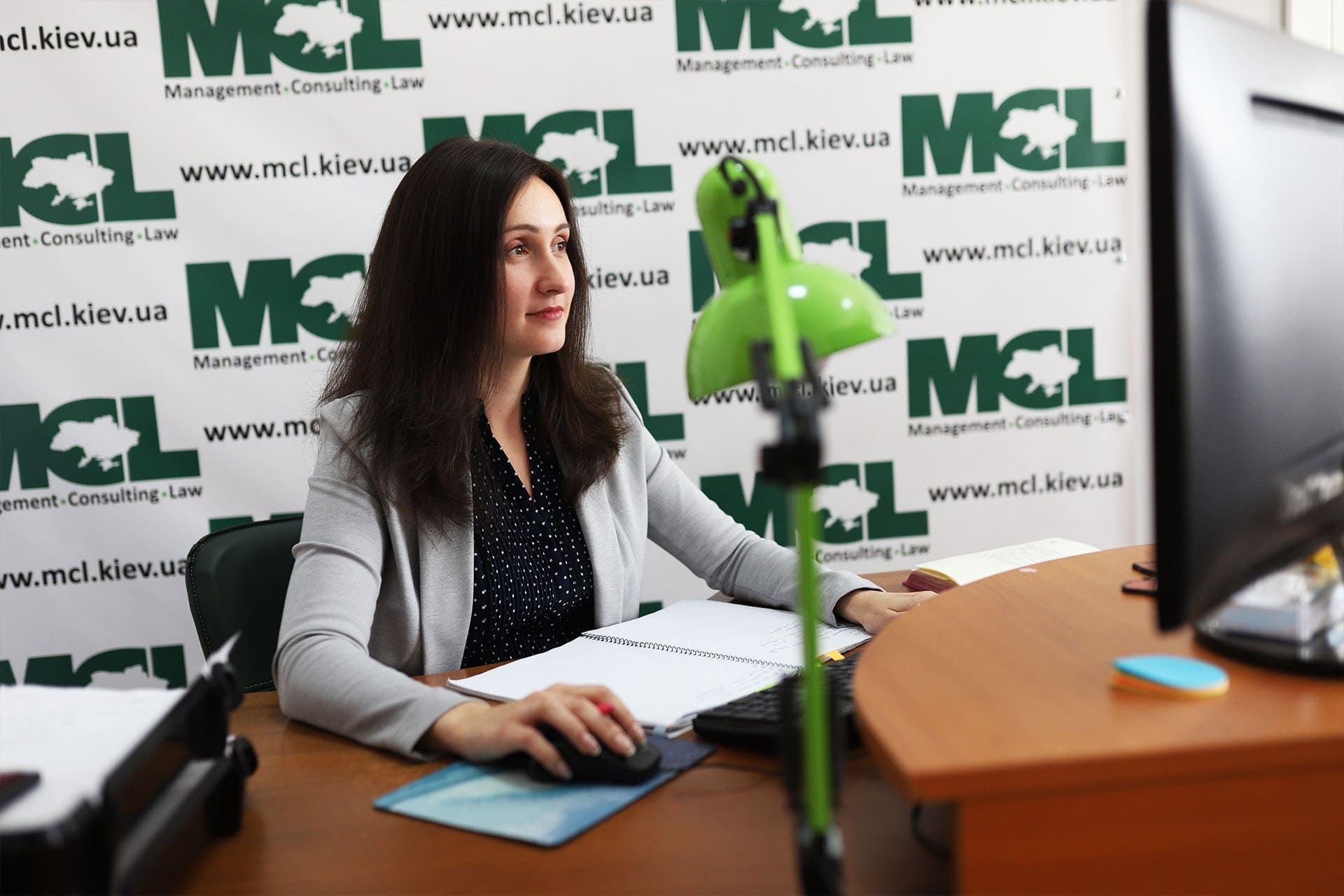 Про компанію Про компанію