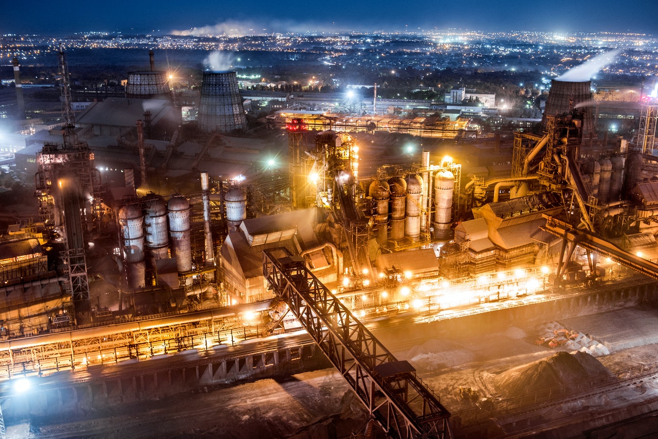 Переваги та ключові проблеми обмеження використання споживання енергії в Україні